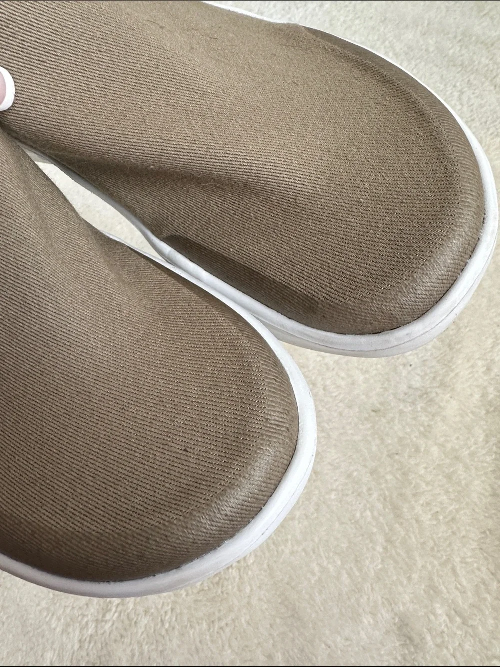 Oofos Oomg Eezee Women 7 Low Top Taupe Canvas Slip On Recovery Shoes Comfort